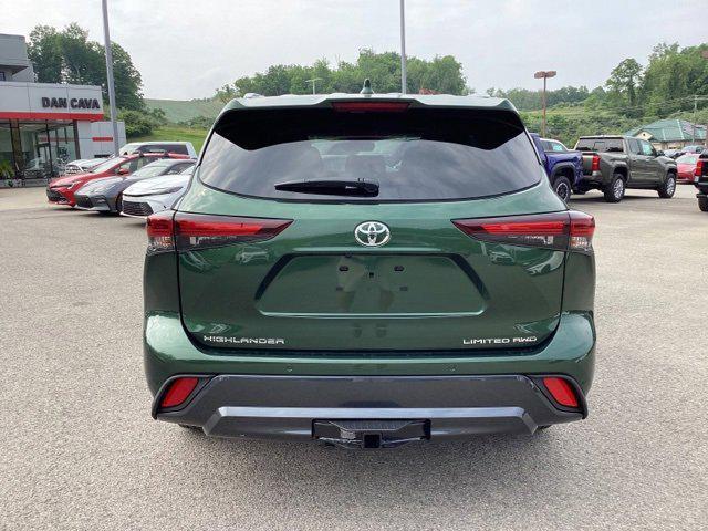 new 2025 Toyota Highlander car, priced at $52,967
