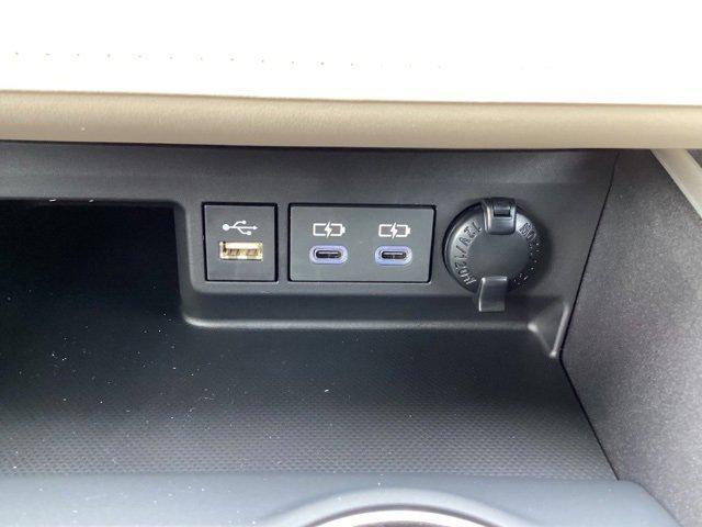 new 2025 Toyota Highlander car, priced at $48,712