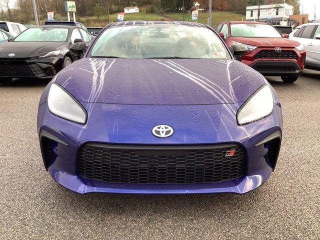 new 2025 Toyota GR86 car, priced at $39,069