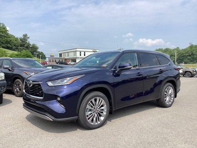 new 2025 Toyota Highlander car, priced at $55,042