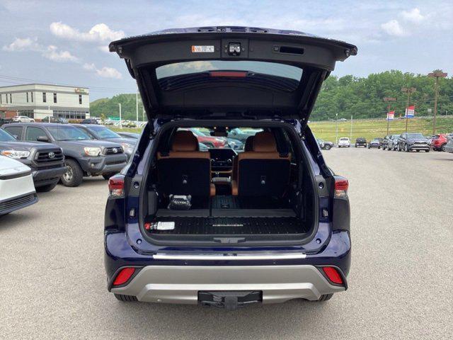 new 2025 Toyota Highlander car, priced at $55,042