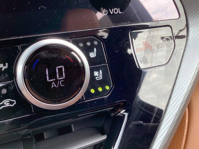 new 2025 Toyota Highlander car, priced at $55,042