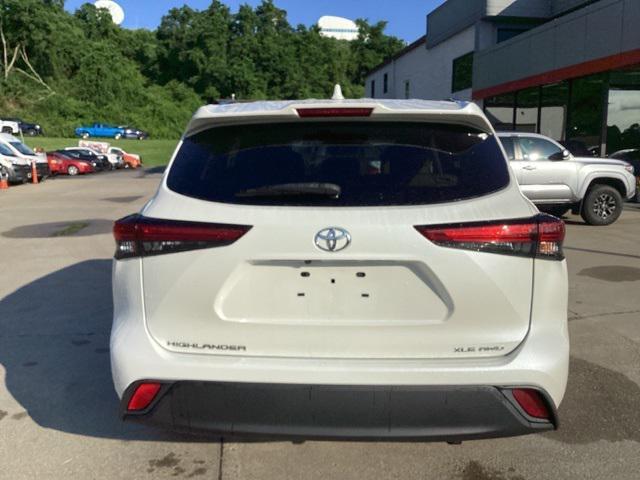 used 2021 Toyota Highlander car, priced at $29,990