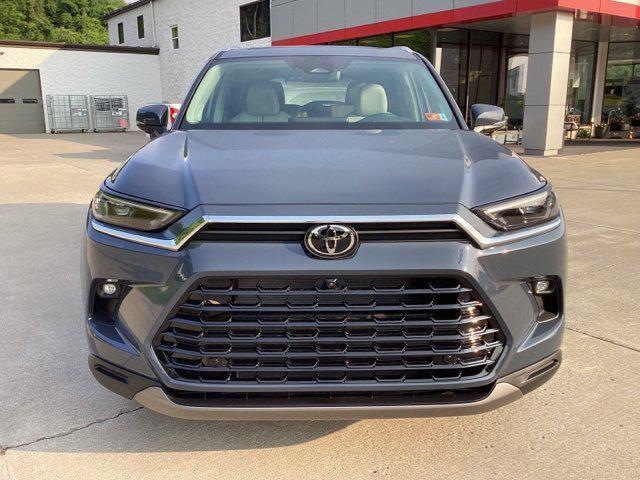 new 2025 Toyota Grand Highlander car, priced at $57,653
