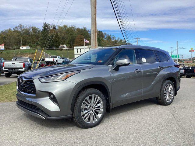 new 2025 Toyota Highlander car, priced at $54,332