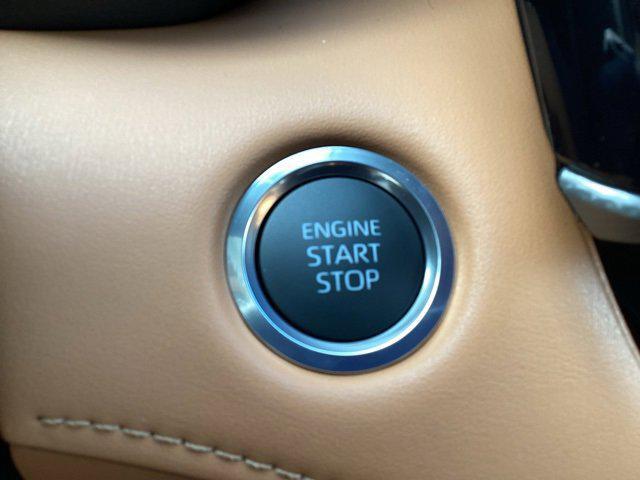 new 2025 Toyota Highlander car, priced at $54,332