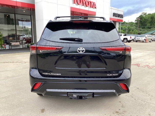 new 2025 Toyota Highlander car, priced at $48,817