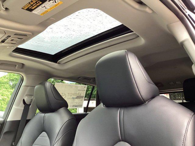 new 2025 Toyota Highlander car, priced at $48,817