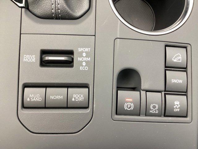 new 2025 Toyota Highlander car, priced at $48,817