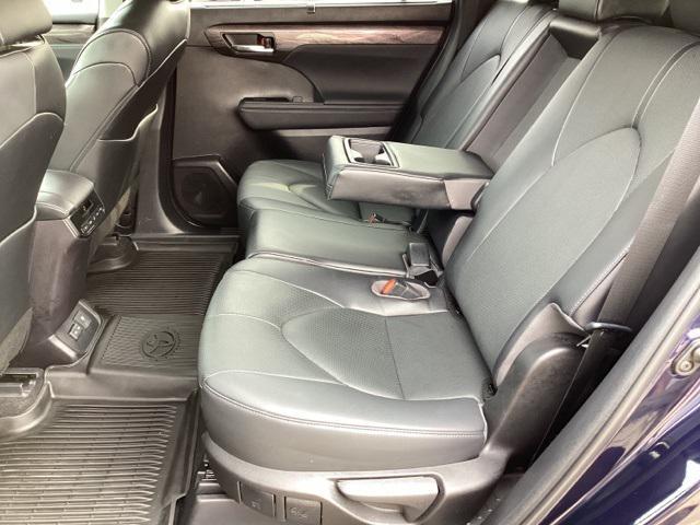 used 2023 Toyota Highlander car, priced at $40,990