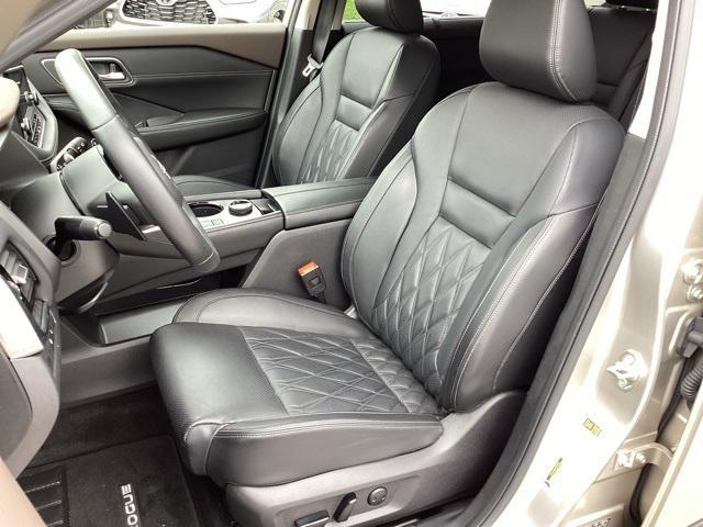 used 2023 Nissan Rogue car, priced at $29,990