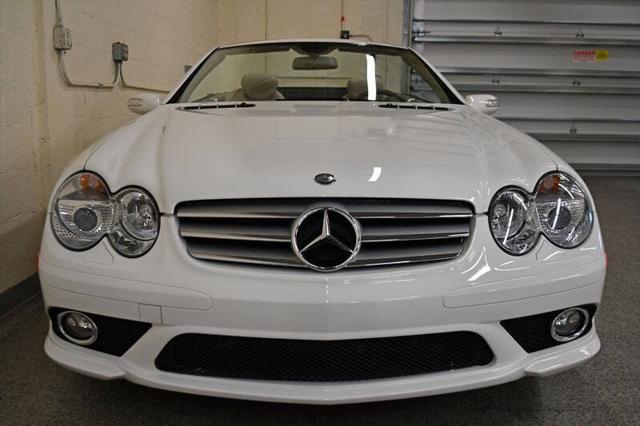 used 2007 Mercedes-Benz SL-Class car, priced at $29,900