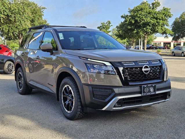 new 2024 Nissan Pathfinder car, priced at $45,375