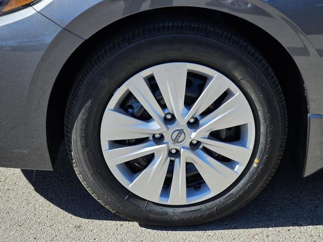 new 2025 Nissan Sentra car, priced at $18,699