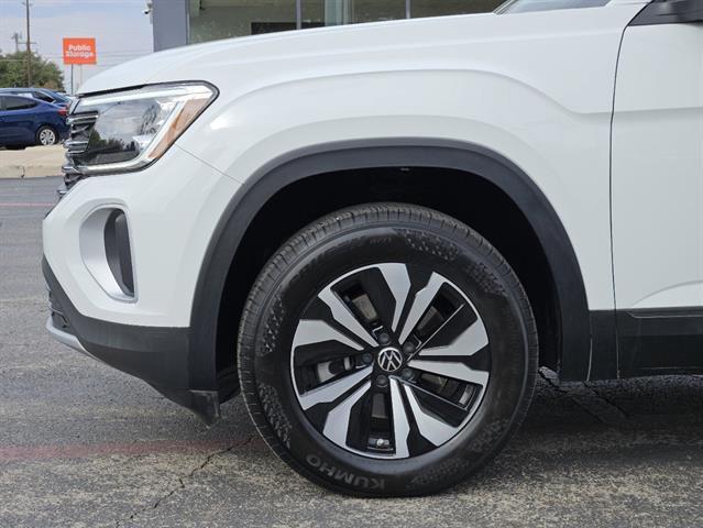 used 2024 Volkswagen Atlas car, priced at $35,111