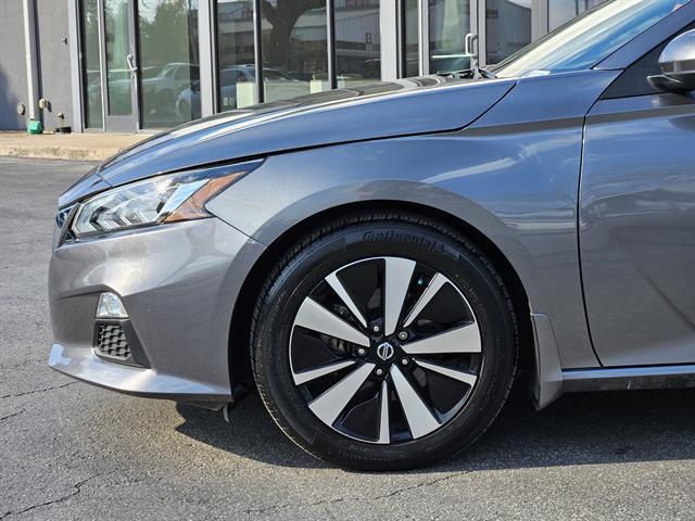 used 2022 Nissan Altima car, priced at $18,999