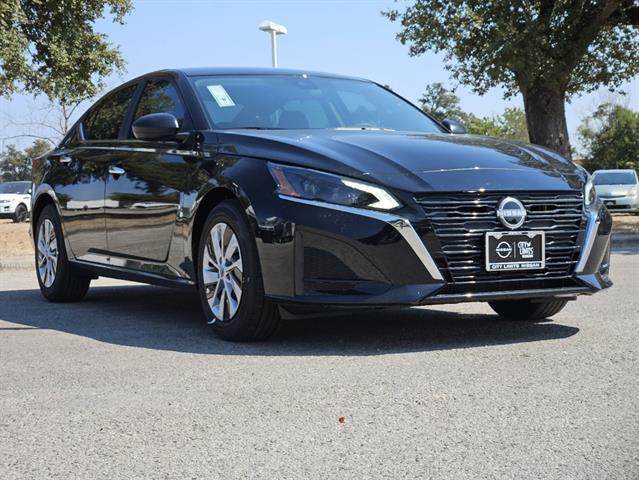 new 2025 Nissan Altima car, priced at $27,350