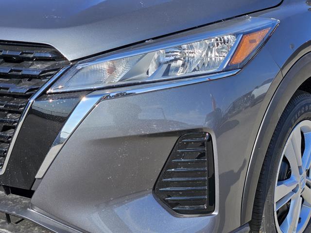 new 2025 Nissan Kicks Play car, priced at $21,850