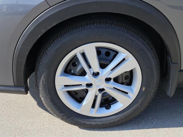 new 2025 Nissan Kicks Play car, priced at $21,850