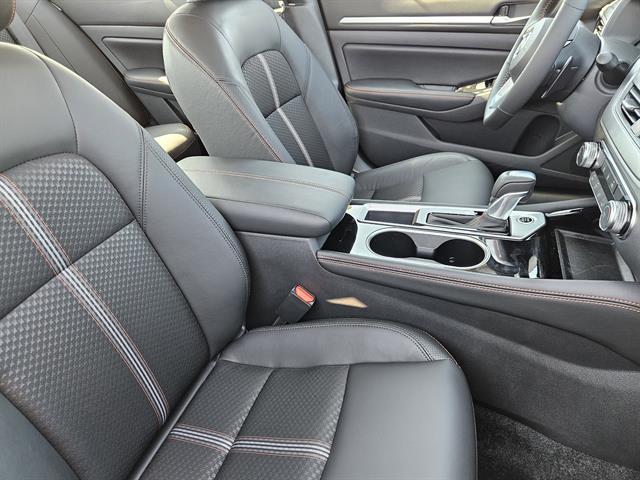 new 2025 Nissan Altima car, priced at $31,895