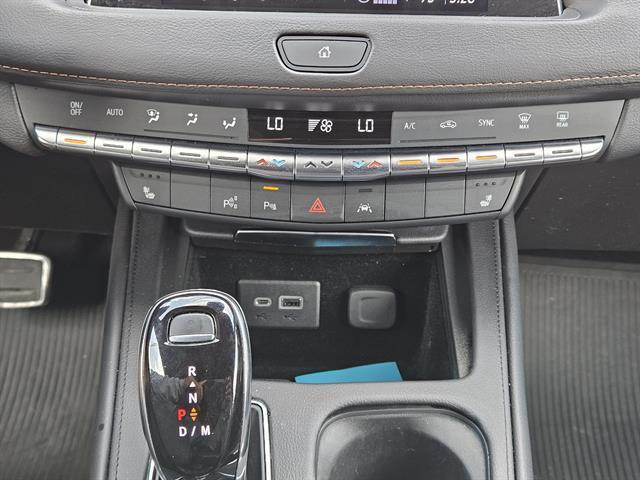 used 2022 Cadillac XT4 car, priced at $32,605