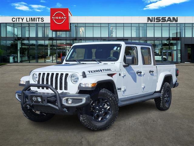 used 2023 Jeep Gladiator car, priced at $33,984