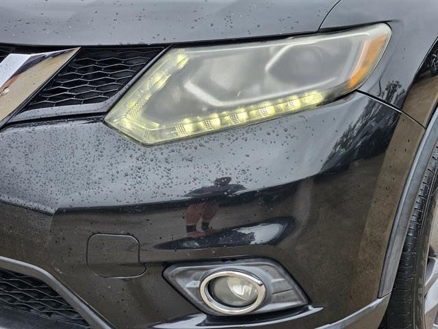 used 2016 Nissan Rogue car