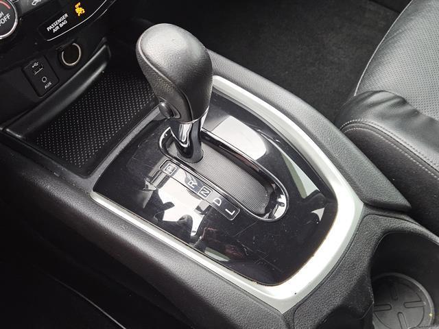 used 2016 Nissan Rogue car