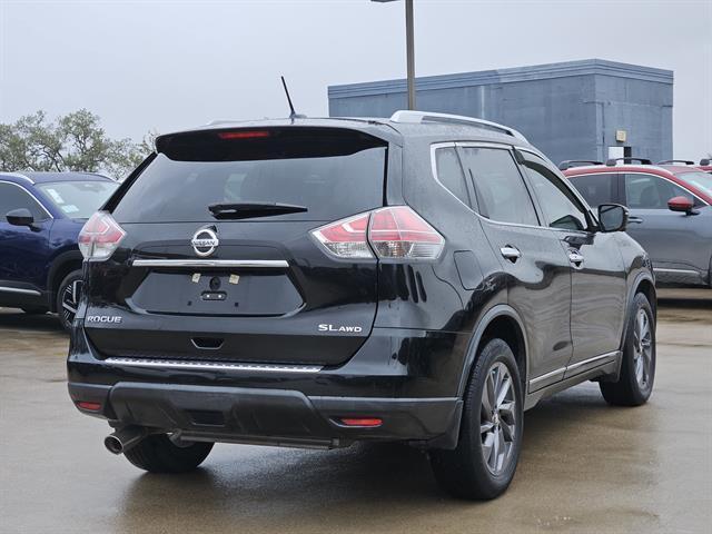 used 2016 Nissan Rogue car