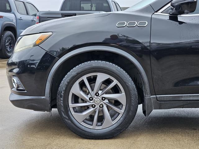 used 2016 Nissan Rogue car