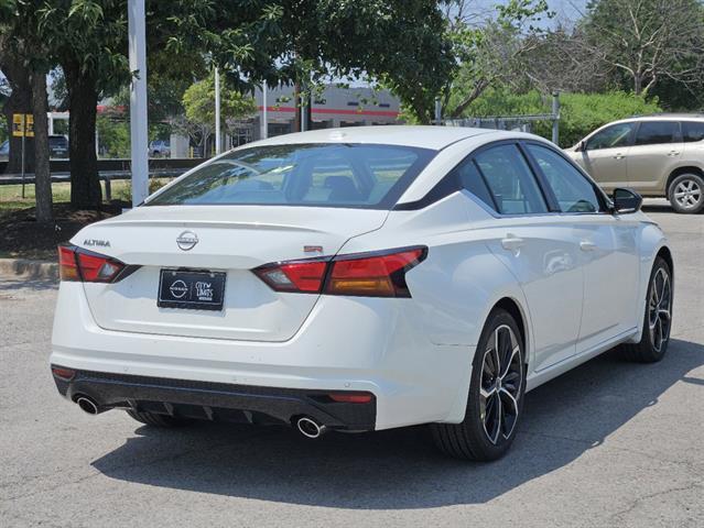 new 2024 Nissan Altima car, priced at $29,347