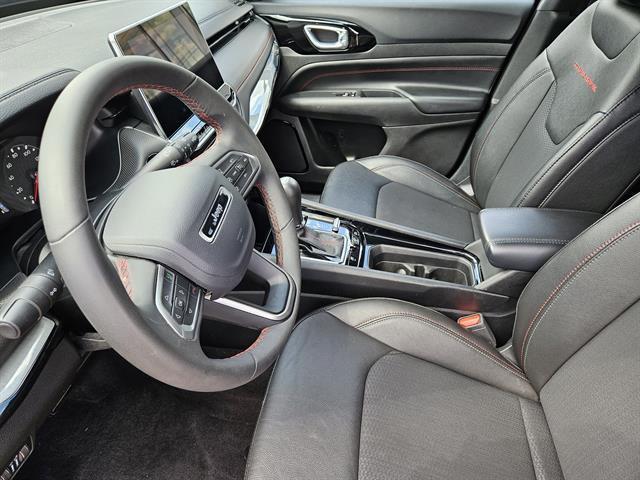 used 2024 Jeep Compass car, priced at $23,769