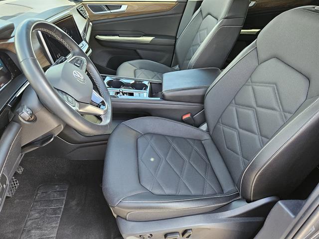 used 2024 Volkswagen Atlas car, priced at $29,219