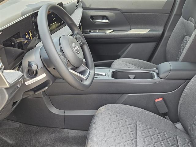 new 2025 Nissan Kicks car, priced at $25,180