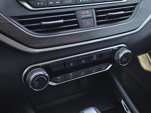 used 2023 Nissan Altima car, priced at $20,999