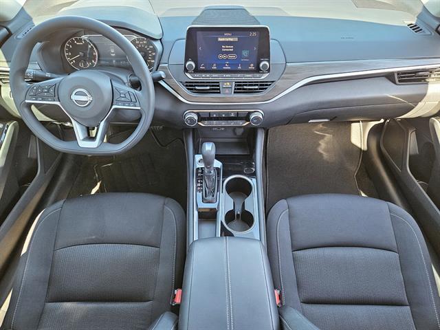 used 2023 Nissan Altima car, priced at $20,999