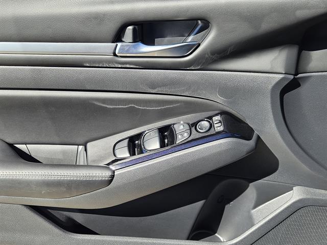 used 2023 Nissan Altima car, priced at $20,999