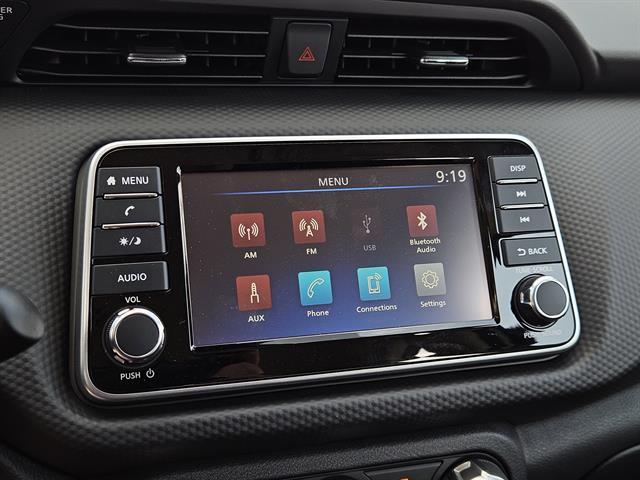 new 2025 Nissan Kicks Play car, priced at $19,999