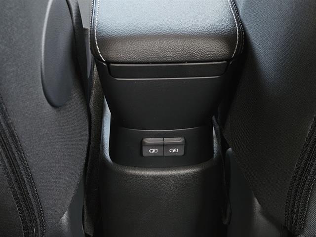 new 2025 Nissan Kicks Play car, priced at $19,999