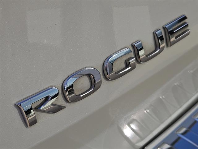 used 2019 Nissan Rogue car, priced at $17,999