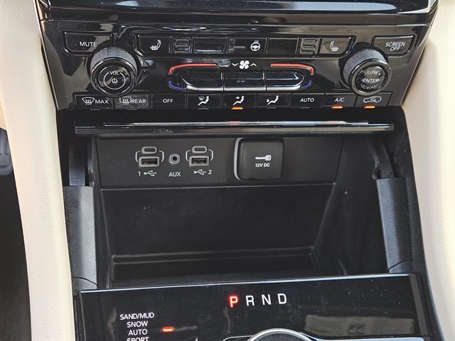 used 2024 Jeep Grand Cherokee car, priced at $31,999