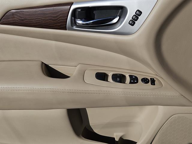 used 2017 Nissan Pathfinder car, priced at $15,499