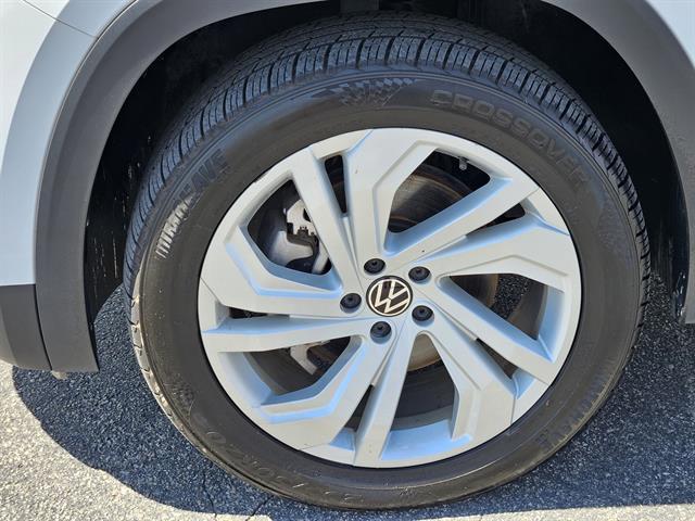 used 2023 Volkswagen Atlas car, priced at $27,999