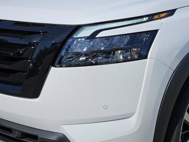 new 2025 Nissan Pathfinder car, priced at $43,200