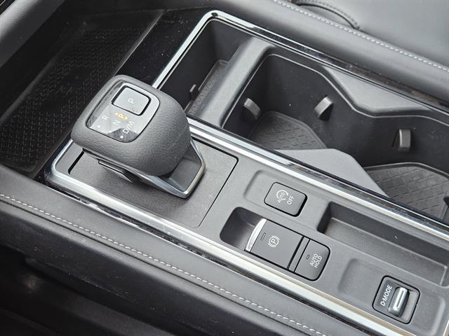 used 2023 Nissan Pathfinder car, priced at $31,299