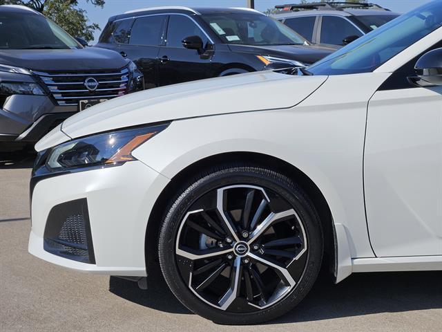 used 2023 Nissan Altima car, priced at $20,799