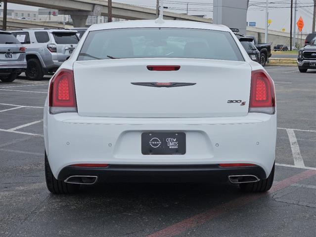 used 2022 Chrysler 300 car, priced at $23,987