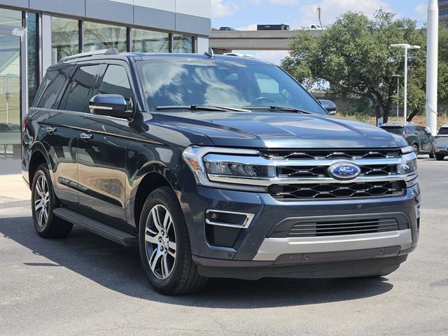 used 2024 Ford Expedition car, priced at $45,499