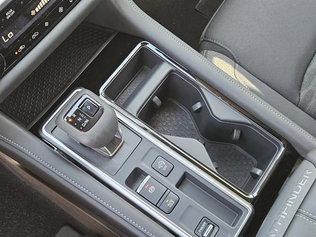 new 2025 Nissan Pathfinder car, priced at $34,999