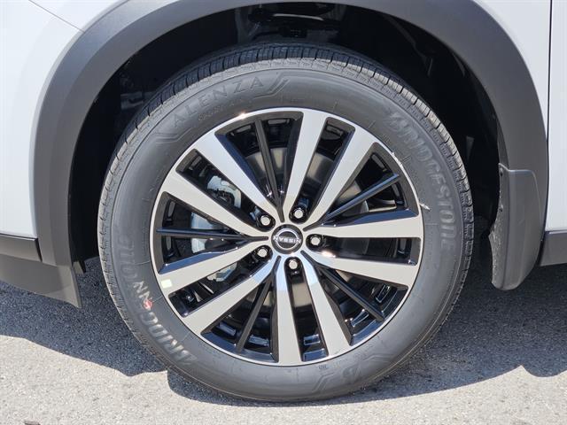 new 2025 Nissan Pathfinder car, priced at $44,288